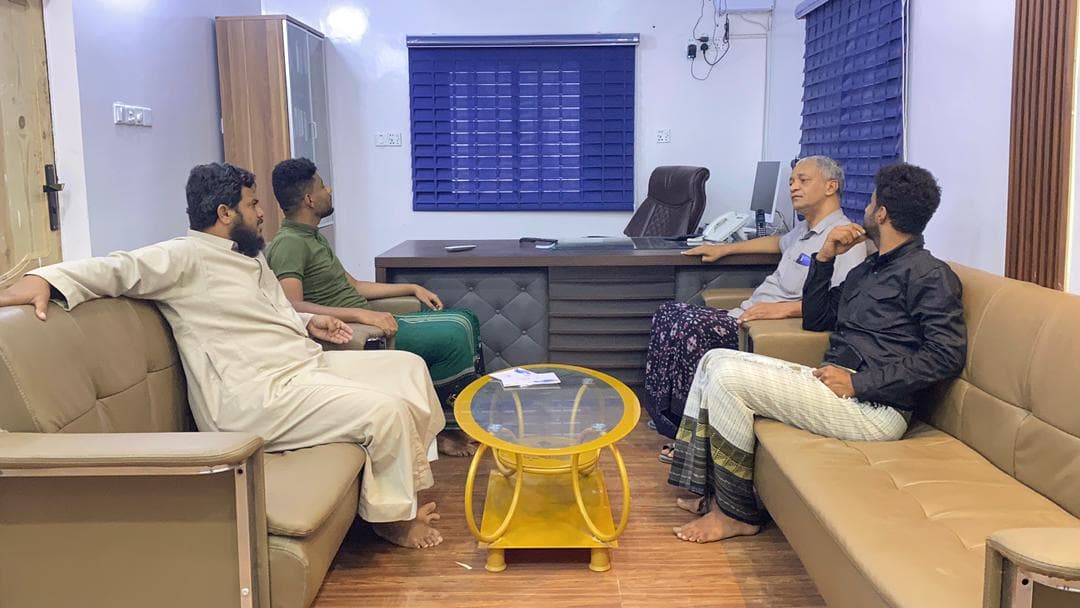 Dr. Adel Jamaan Bin Sweid Visits Al-Safoula Charitable Medical Center and Tours Its Departments